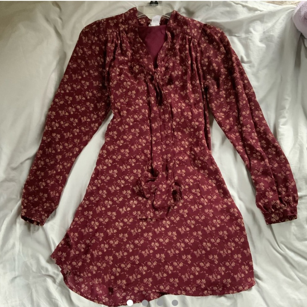 Modest burgundy business casual pattern dress